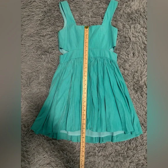 NWT Keepsake The Label Fit And Flare Side Cutout Dress Aquamarine Medium Flirty - Picture 8 of 12